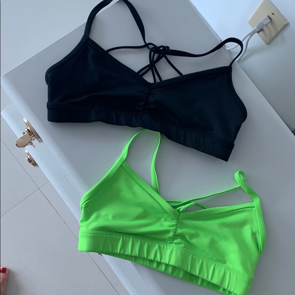 Alo yoga sports bra black and green